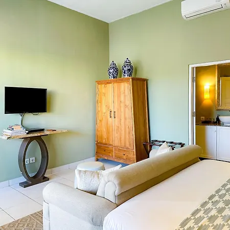 Room Sweet Room - Seminyak Center, Walk To The Beach